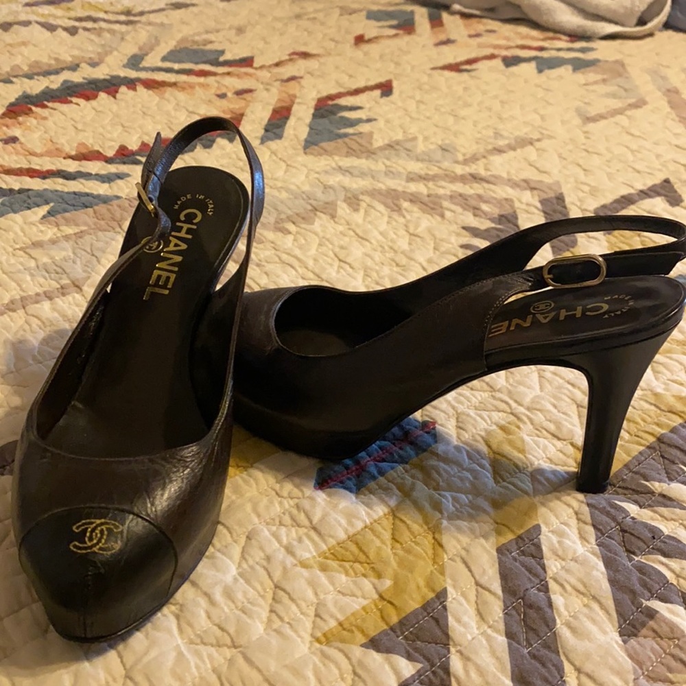 chanel cap toe sling back heels